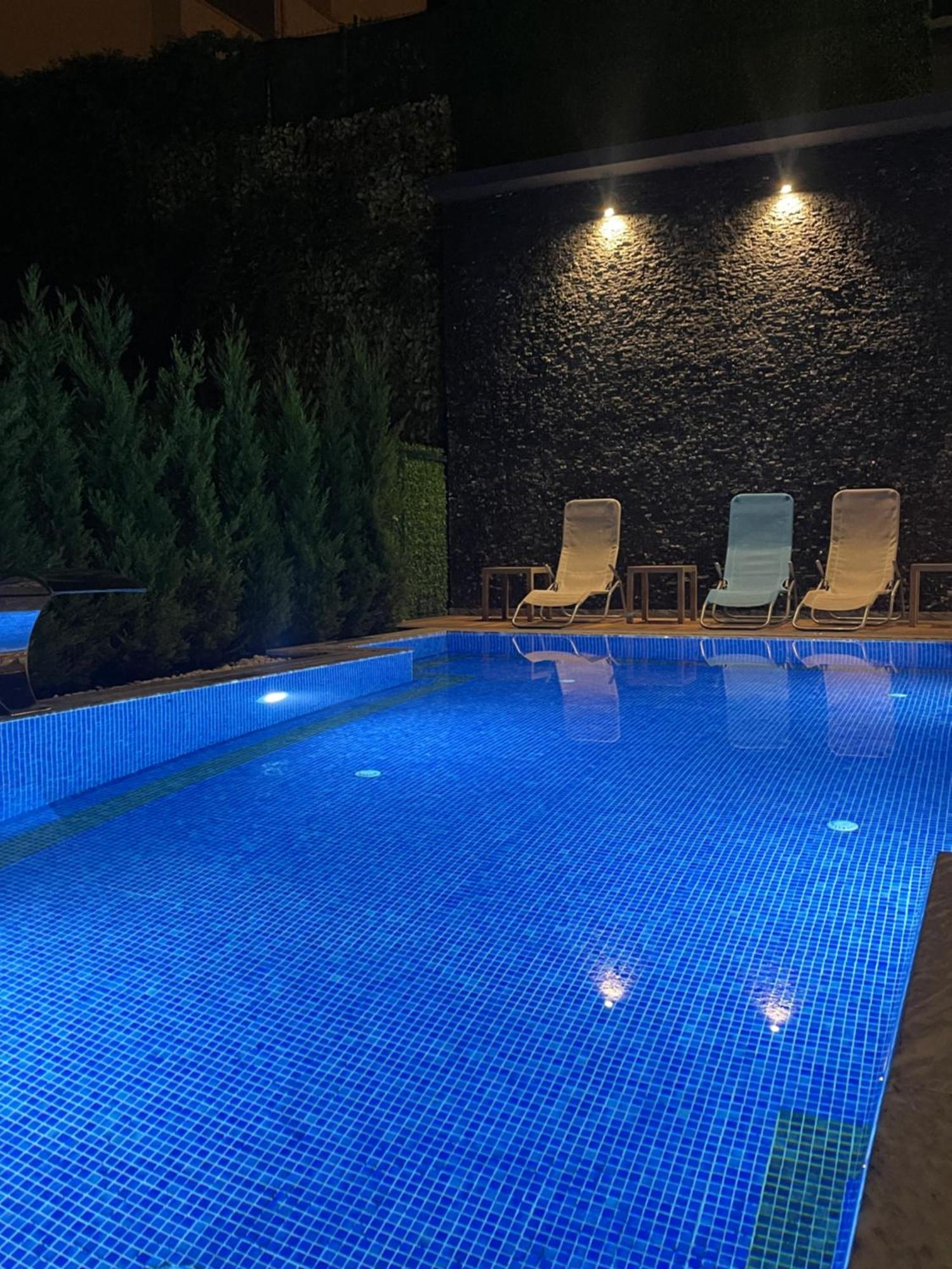Otel Viola 4*