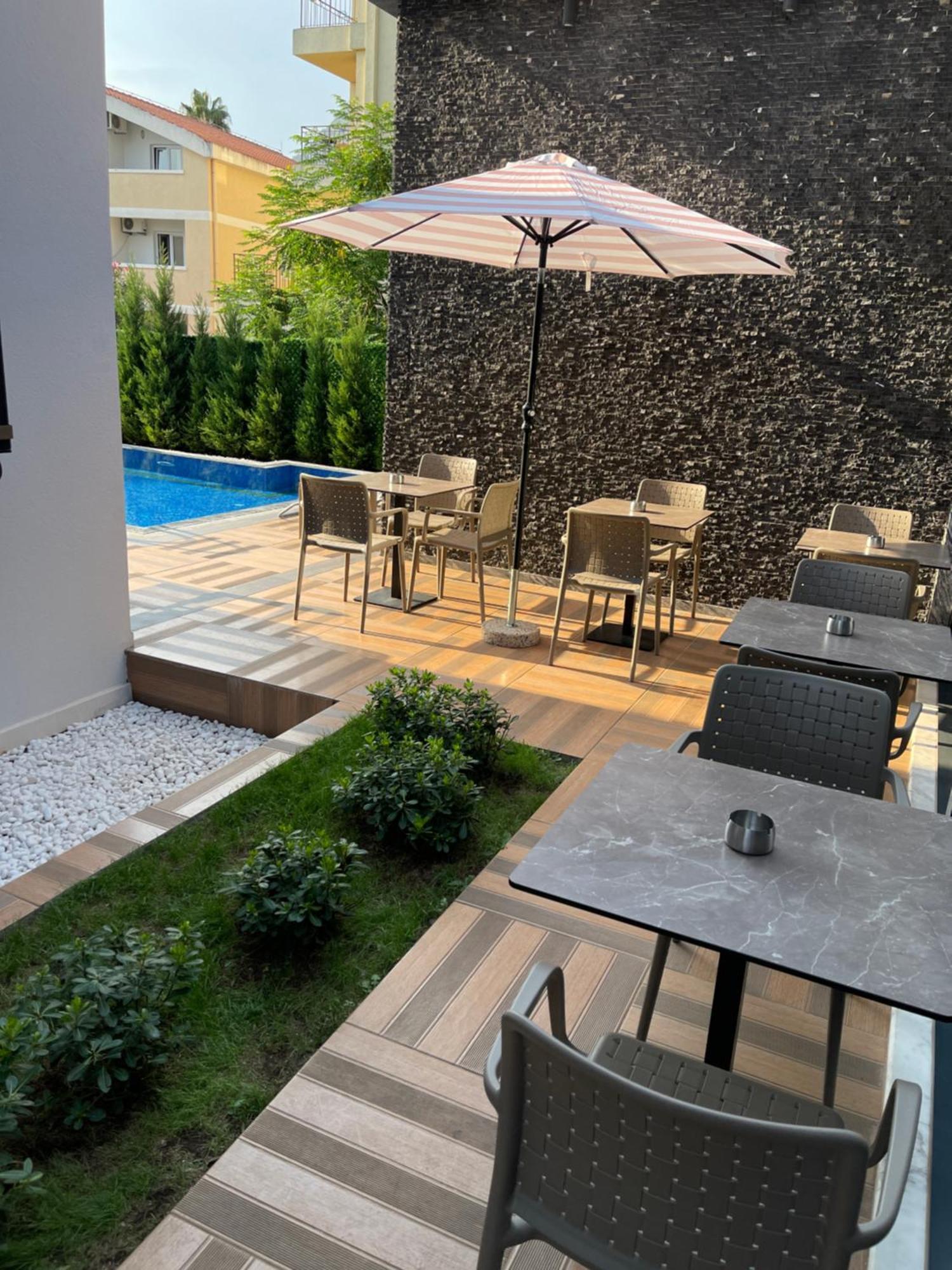 Otel Viola 4*