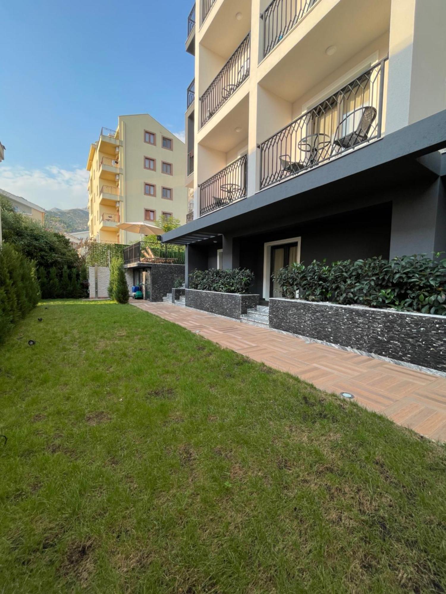 Otel Viola 4*