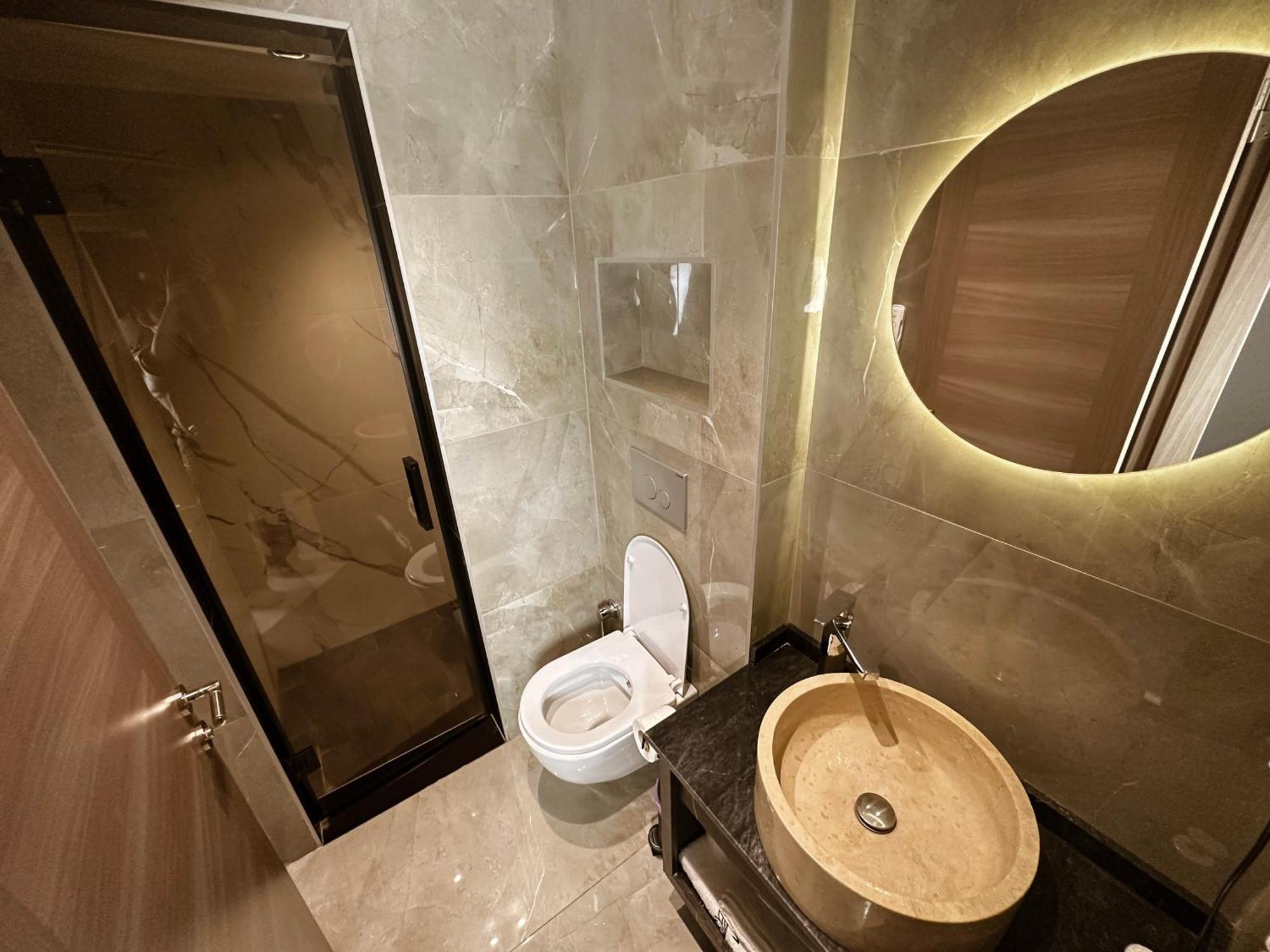 Otel Viola 4*